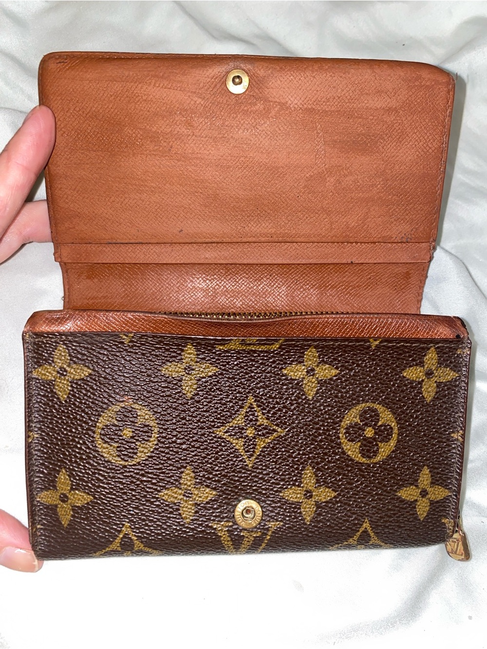 Louis Vuitton Brown Monogram Canvas Compact Wallet with Gold Hardware - Picture 2 of 14